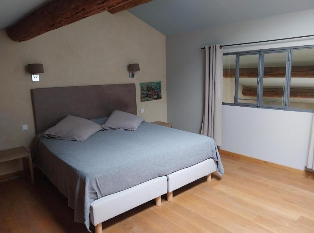 Appartement Cecile - Campagne Avec Piscine Commune - Eyragues Extérieur photo